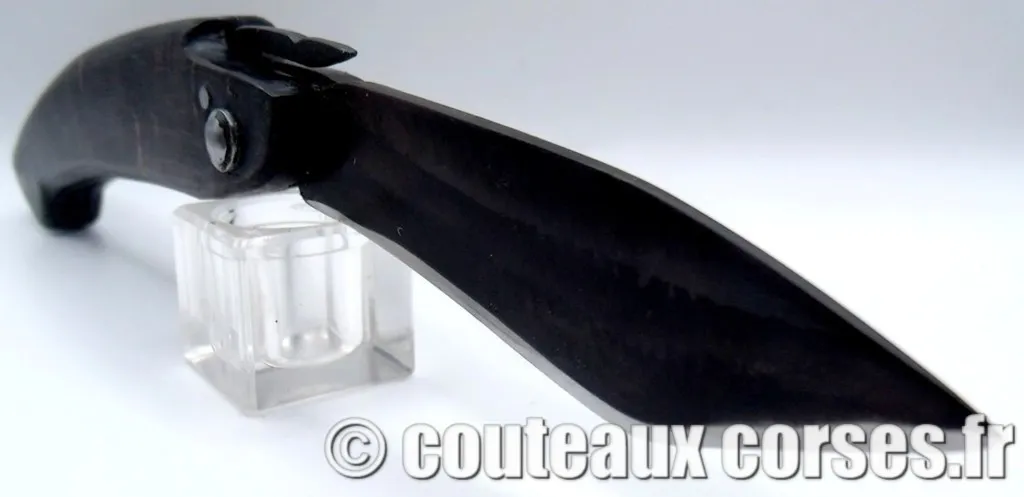 couteau-corse-artisanal-vellutini-DV-0906-2-10 couteau-corse-artisanal-vellutini-DV-0906-2-10