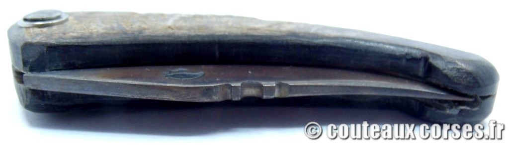 Couteau artisanal corse, A Vellutini cc557 couteaux-corses-vellutini-MFFGTZ852-3
