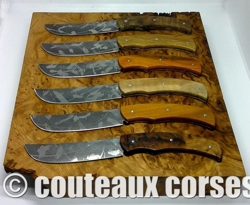 Couteaux de table set de six pièces A Trombella couteaux-corses-set-table-AT050225-1-9