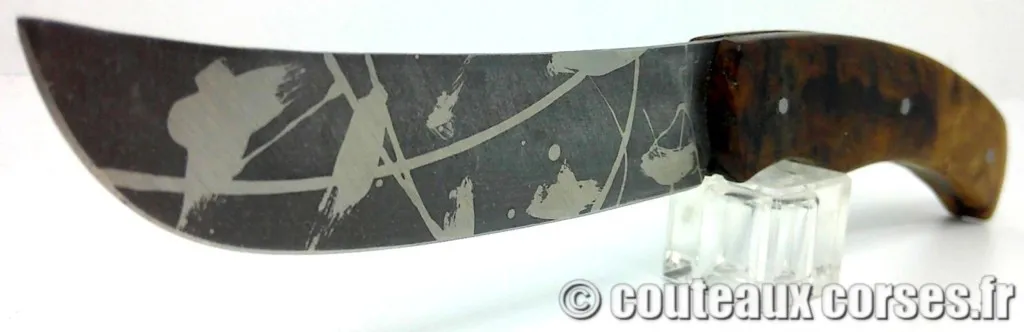 couteaux-corses-set-table-AT050225-1-11 couteaux-corses-set-table-AT050225-1-11