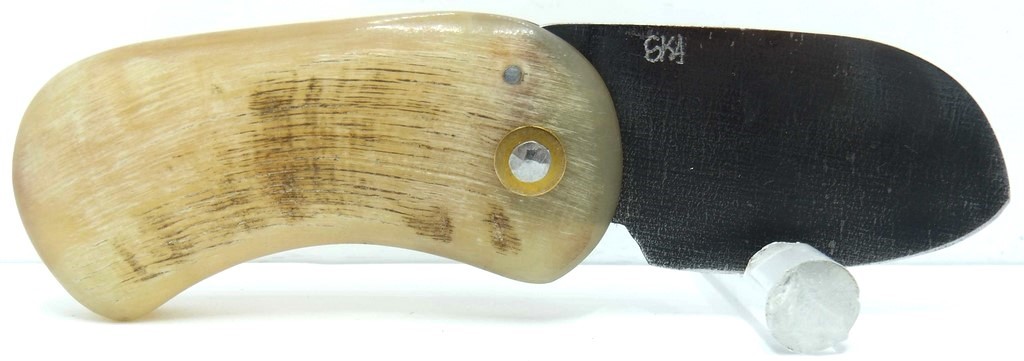 Corsican Bulldog aciercarbone et corne de bélier SKA 6-2 couteau-corse-corsican-bulldog-carbone-ska-PNGPY852-6