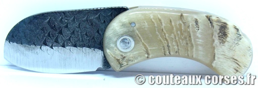 Corsican Bulldog aciercarbone et corne de bélier SKA 5-2 couteau-corse-corsican-bulldog-carbone-ska-3387FDD15