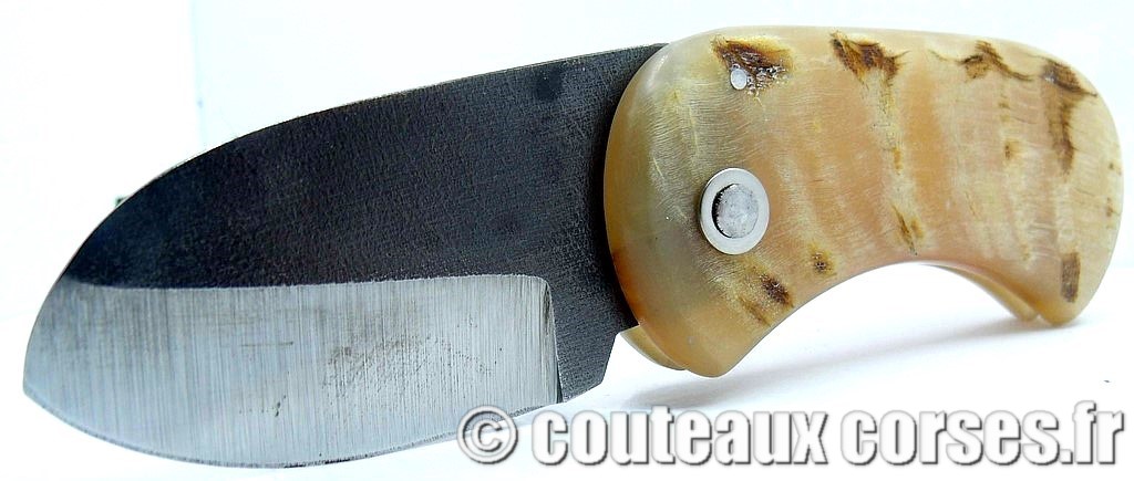Corsican Bulldog acier carbone et corne de bélier SKA 1 couteau-corse-corsican-bulldog-carbone-ska-MFGP905-1