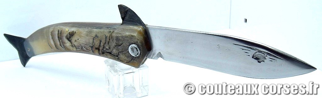 Couteau artisanal corse, A Vellutini 8 cc couteau-corse-vellutini-MHRT884-LJBP5548