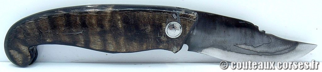 Couteau artisanal corse, A Vellutini cb2 couteaux-corses-vellutini-HJPO805-6