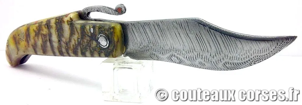 Couteau artisanal corse, A Vellutini 800 couteau-corse-piemontais-damas-vellutini-DFSBO014-10.jpg
