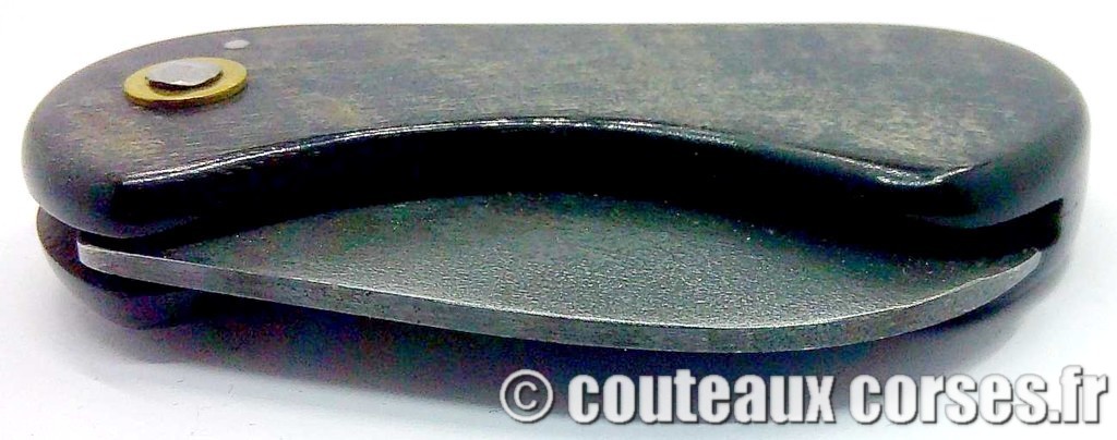 Corsican Bulldog aciercarbone et corne de bélier SKA 4-2 couteau-corse-corsican-bulldog-carbone-ska--LIUEO550-4