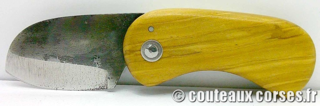 Corsican Bulldog aciercarbone et corne de bélier SKA 5-2 couteau-corse-corsican-bulldog-carbone-ska--ERAOI401-5