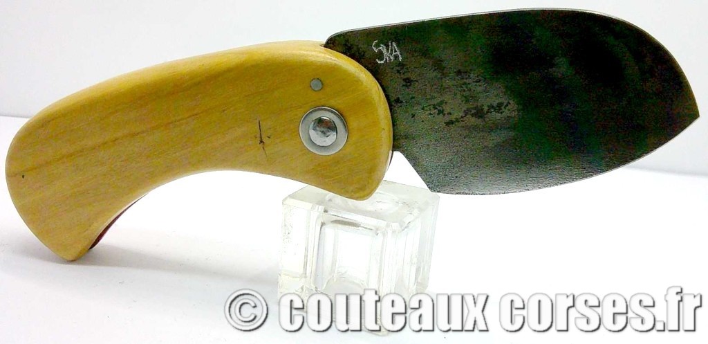 Corsican Bulldog acier carbone et corne de bélier SKA 1 couteau-corse-corsican-bulldog-carbone-ska--HJDSF511-8
