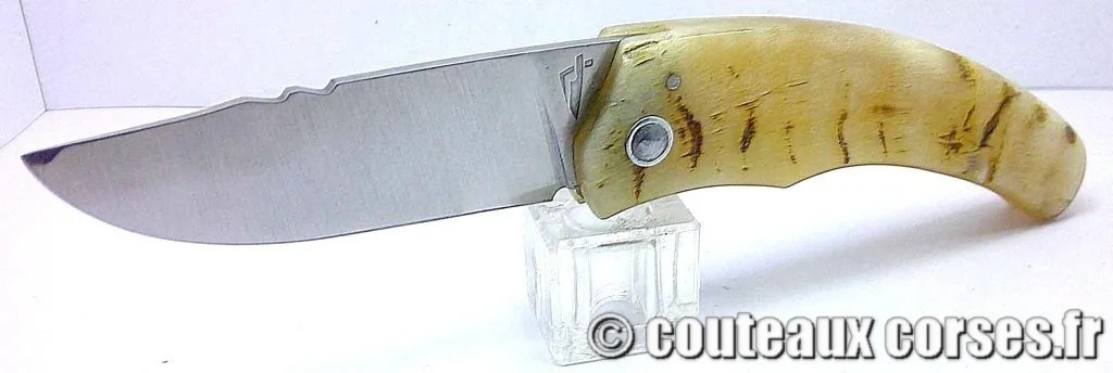 Curnicciolu lame acier 14c28 et manche corne de bélier LDFSO555 Curnicciolu lame acier 14c28 et racine d'olivier LDFSO555