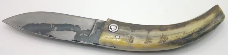 couteau-corse-padovani-belier-xc75-96mm-ouvert-arriere.webp