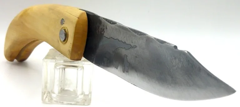 couteau-corse-artisanal-padovani-MP-2108-1-10 couteau-corse-artisanal-padovani-MP-2108-1-10