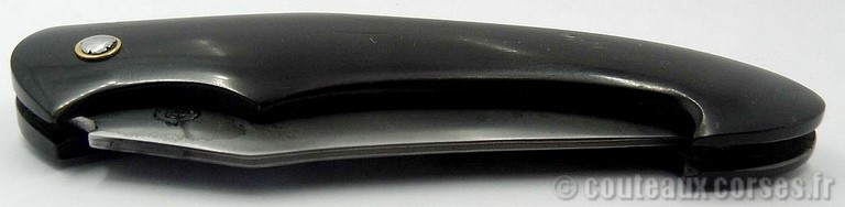 couteau_corse_gualandi_sandvich_et_corne_3