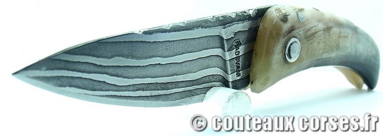 Curnicciolu corne de belier et damas king size M Padovani couteau-corse-padovani-damas-a1-9.jpg