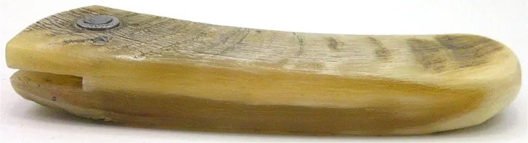 couteau-corse-artisanal-padovani-MP0706-3-4 couteau-corse-artisanal-padovani-MP0706-3-4
