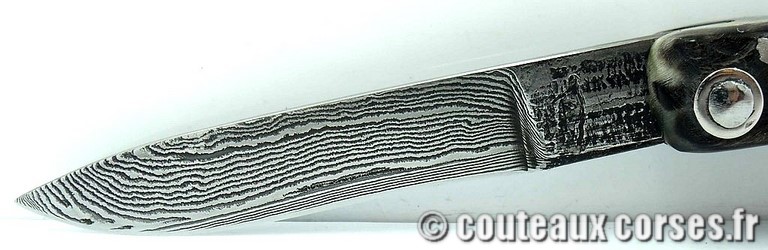 couteau corse curnicciolu damas et corne de belier manu padovani d3 Couteaux-Corses-Padovani-CDCB-25.d6.jpg