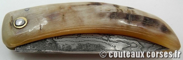curniccioulu-carbone-et-corne-chevre-manu-padovani-1