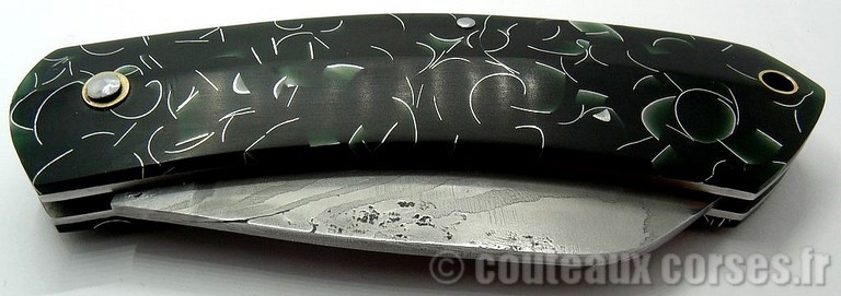 Couteau acier damas et composite inclusion