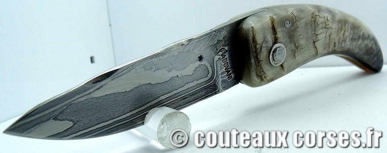 Curnicciolu corne de belier et damas king size M Padovani curnicciolu-damas-et-corne-de-bouc-MLEZ25-padovani-1