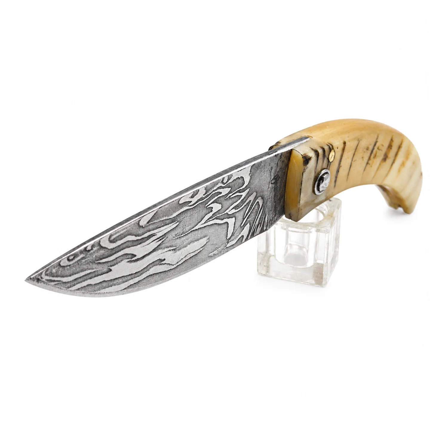 Handcrafted Corsican knife by Manu Padovani – Damascus and ram’s horn, 98 mm