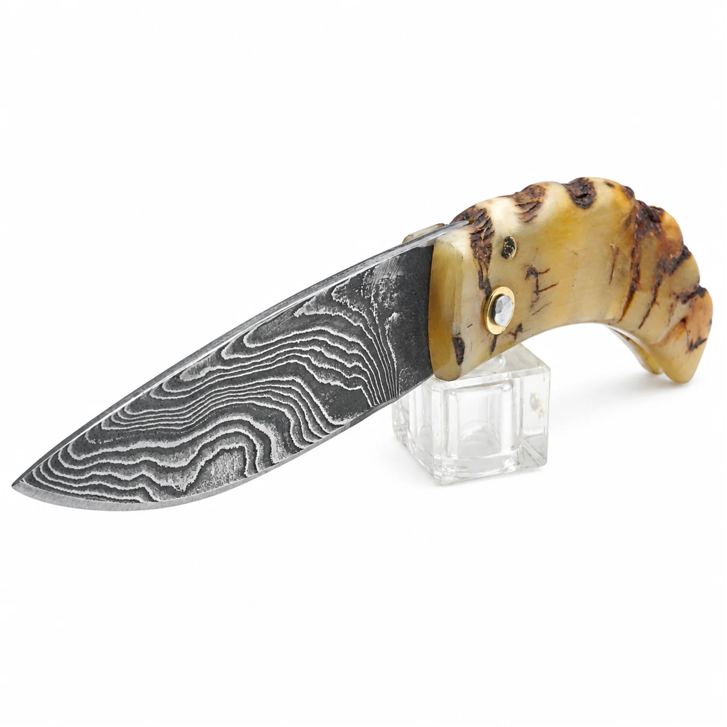 Handcrafted Corsican knife by Manu Padovani – Damascus and raw tricolour horn